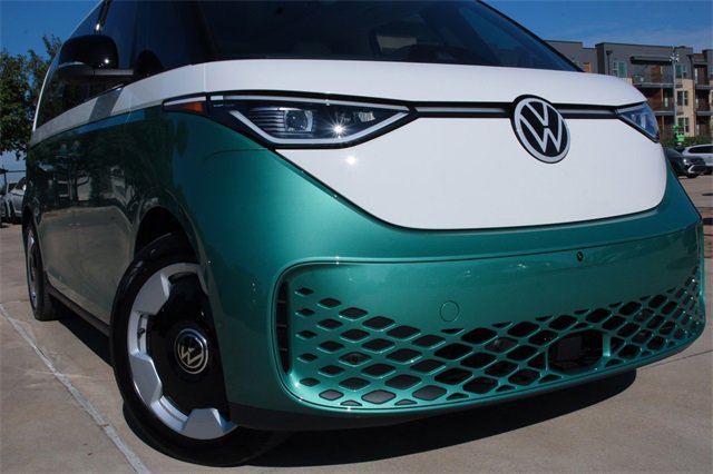 New 2025 Volkswagen ID. Buzz Pro S Plus image 3