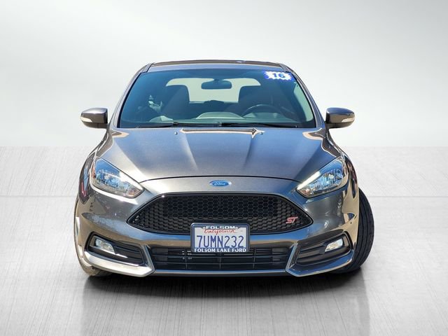 Used 2016 Ford Focus ST image 2
