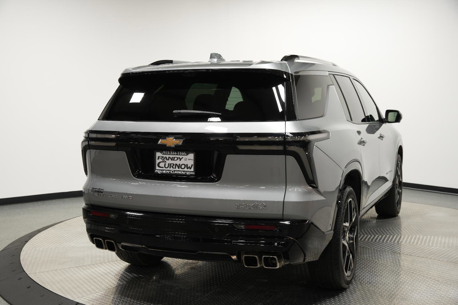 Used 2025 Chevrolet Traverse High Country w/ LPO, Floor Liner Package image 8