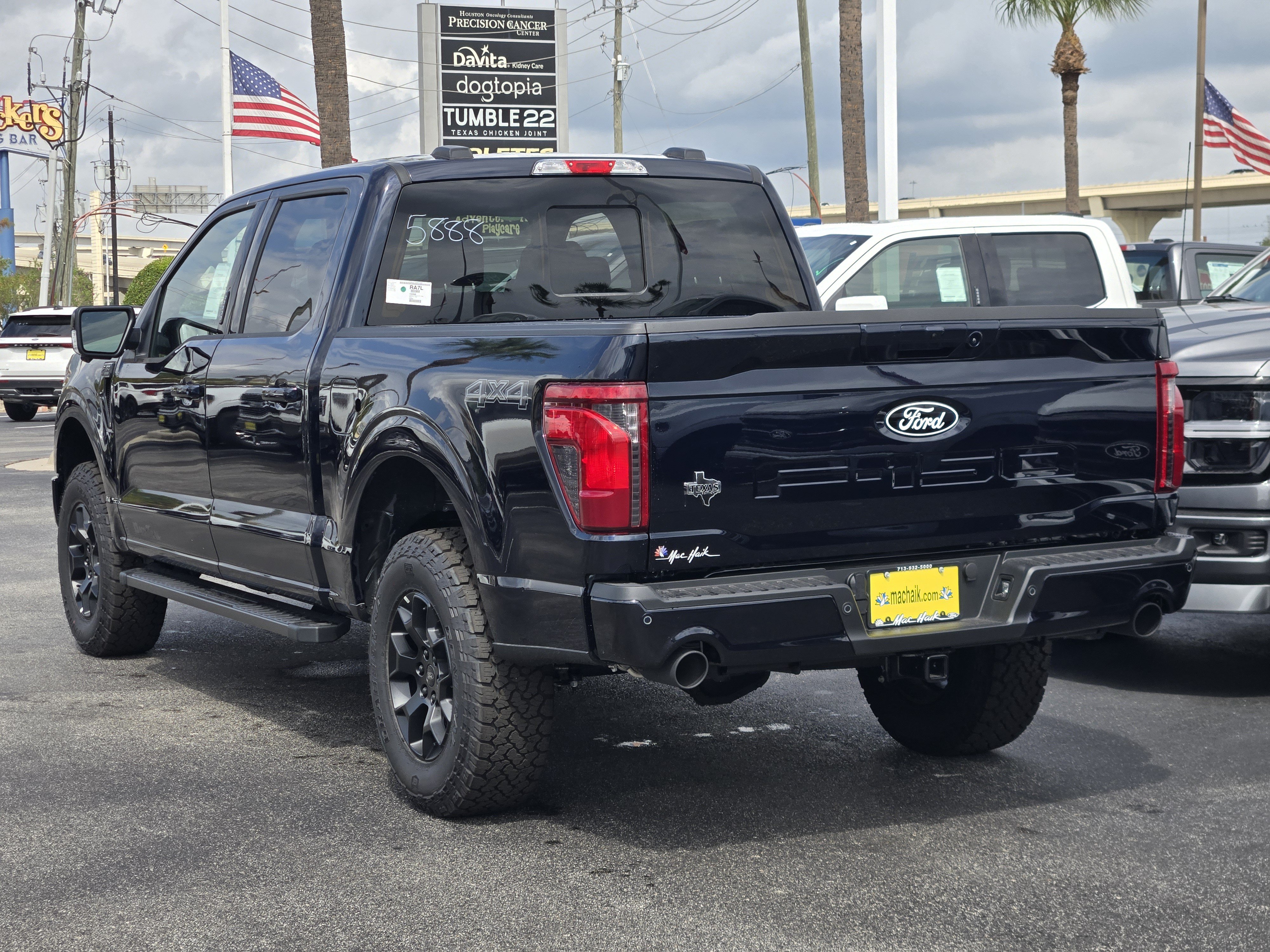 New 2026 Ford F150 XLT w/ Equipment Group 302A MID AWD/4WD image 4