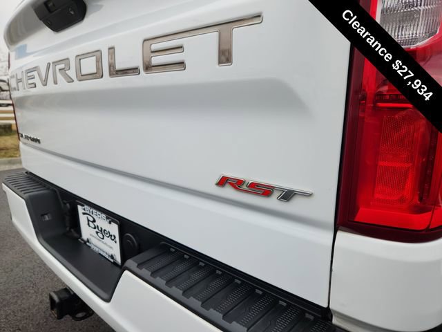Used 2022 Chevrolet Silverado 1500 RST AWD/4WD image 12