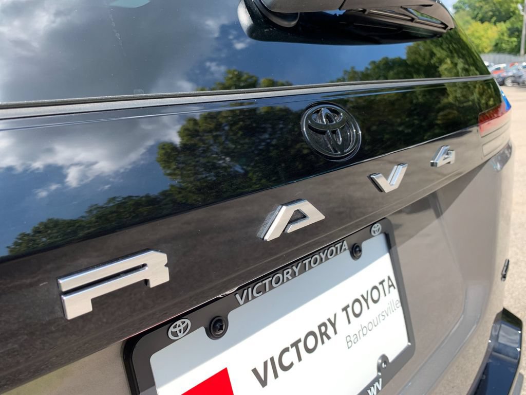Used 2026 Toyota RAV4 SE w/ Convenience Package FWD image 35