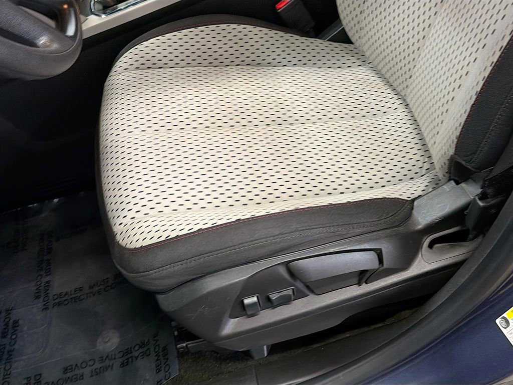 Used 2013 GMC Terrain SLE image 18