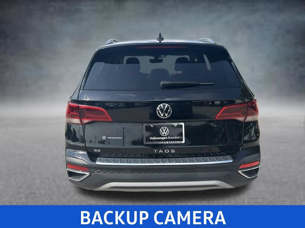Certified 2023 Volkswagen Taos SE w/ Panoramic Sunroof Package FWD image 6