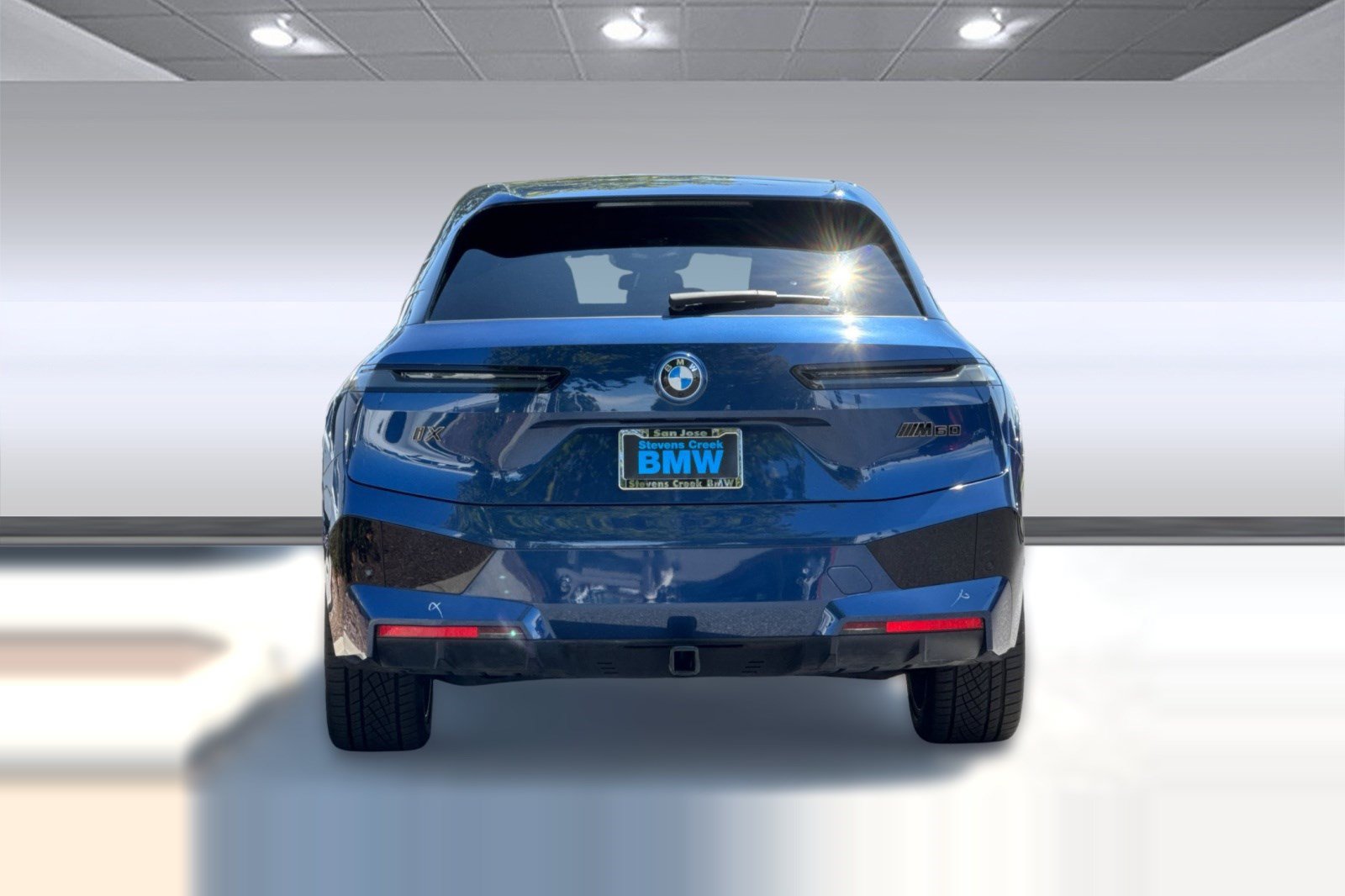 Used 2023 BMW iX M60 w/ Executive Package AWD/4WD image 10