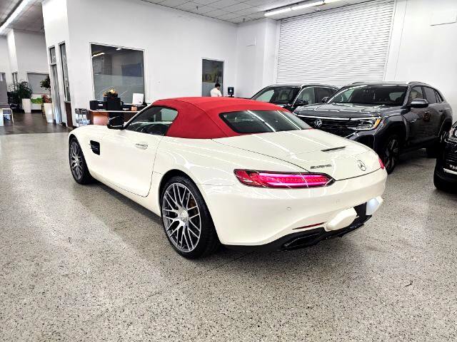 Used 2018 Mercedes-Benz AMG GT Roadster image 6