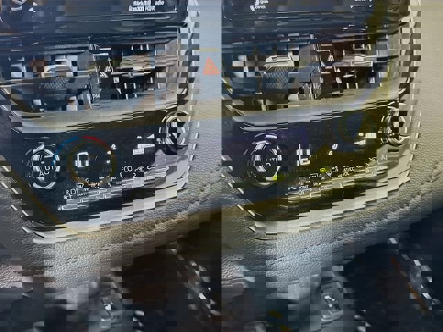 Used 2022 Toyota Corolla XSE FWD image 17