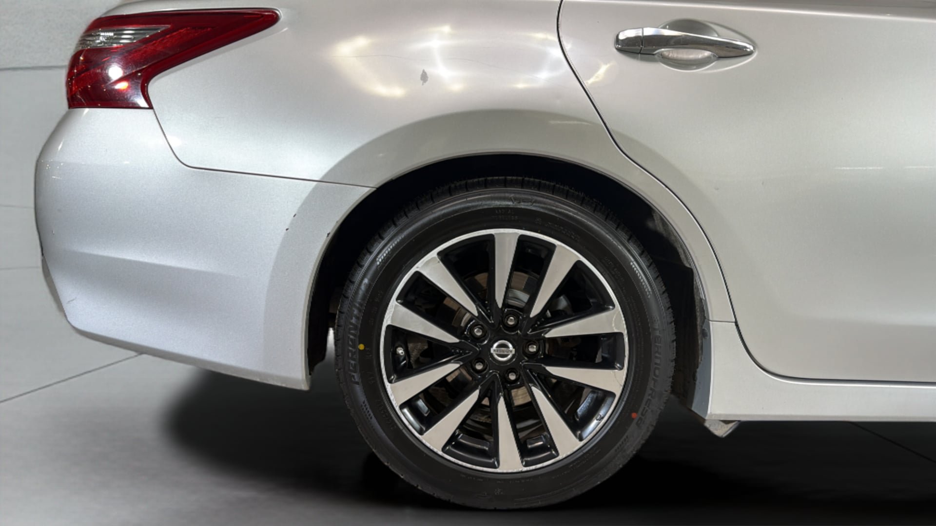 Used 2018 Nissan Altima 2.5 SL FWD image 35