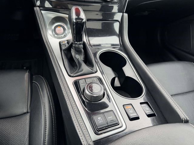 Used 2023 Nissan Maxima SL image 22