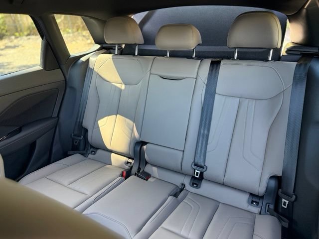New 2026 Audi Q3 quattro 2.0T AWD/4WD image 23
