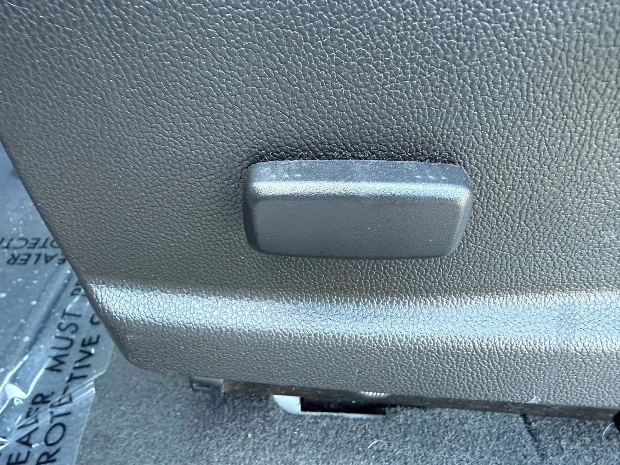 Used 2019 Chevrolet Colorado W/T RWD image 24