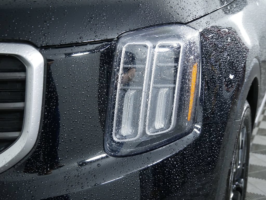 Used 2024 Kia Telluride SX Prestige AWD/4WD image 15