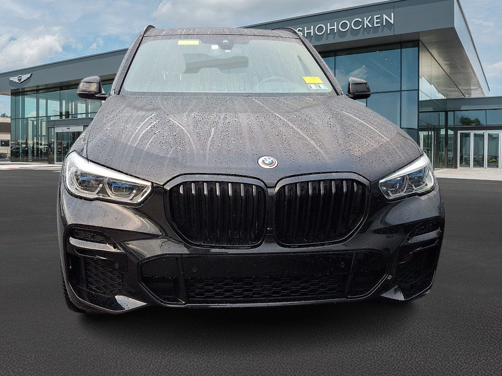 Used 2022 BMW X5 M50i w/ Executive Package AWD/4WD image 2