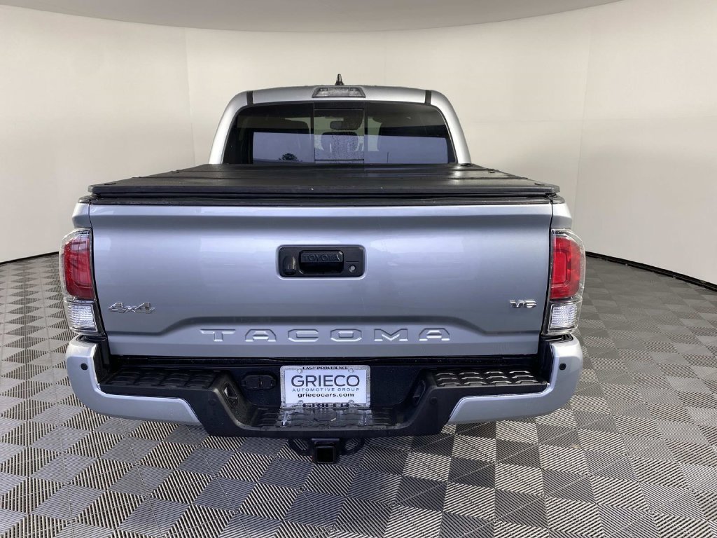 Used 2023 Toyota Tacoma Limited AWD/4WD image 7