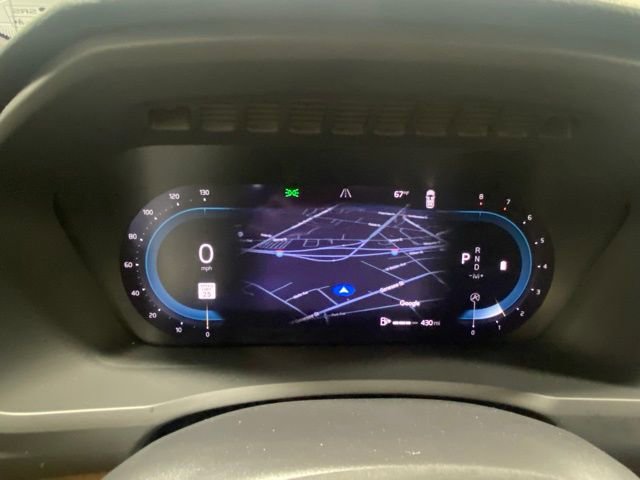 Certified 2025 Volvo XC90 B5 Plus AWD/4WD image 16