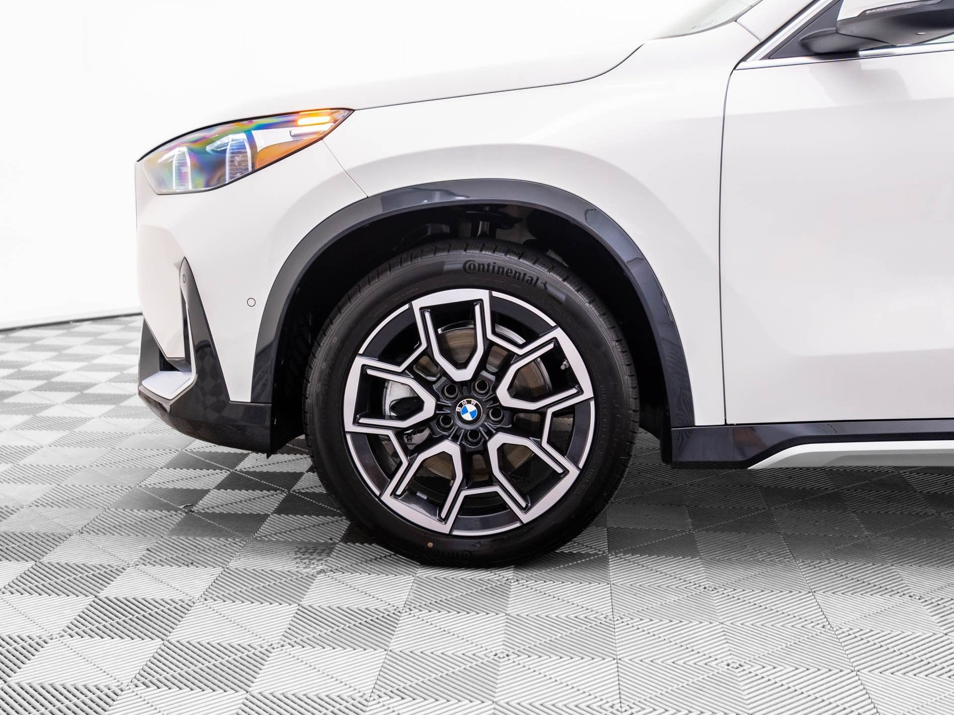 Certified 2026 BMW X1 xDrive28i AWD/4WD image 29
