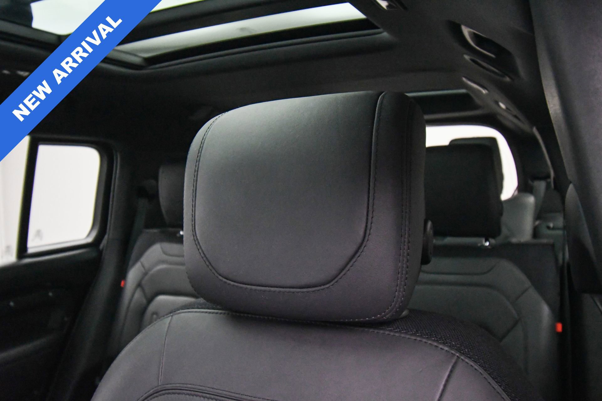 Used 2023 Land Rover Defender 130 X image 51