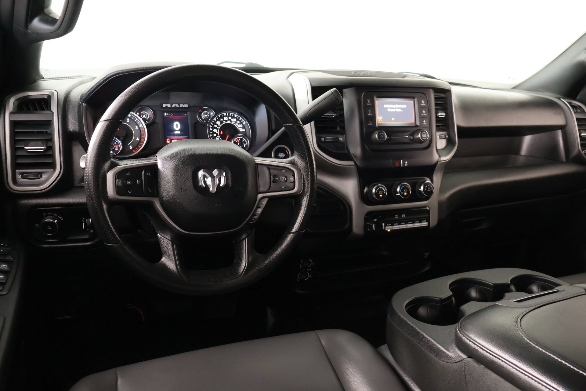 Used 2024 RAM 3500 Tradesman AWD/4WD image 2