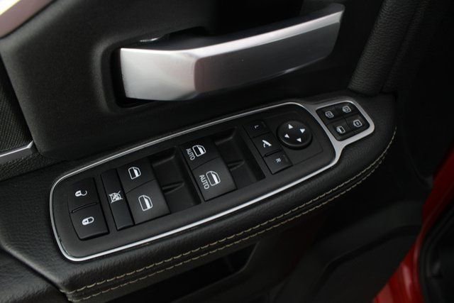 Used 2024 RAM 2500 Big Horn w/ Sport Appearance Package image 15