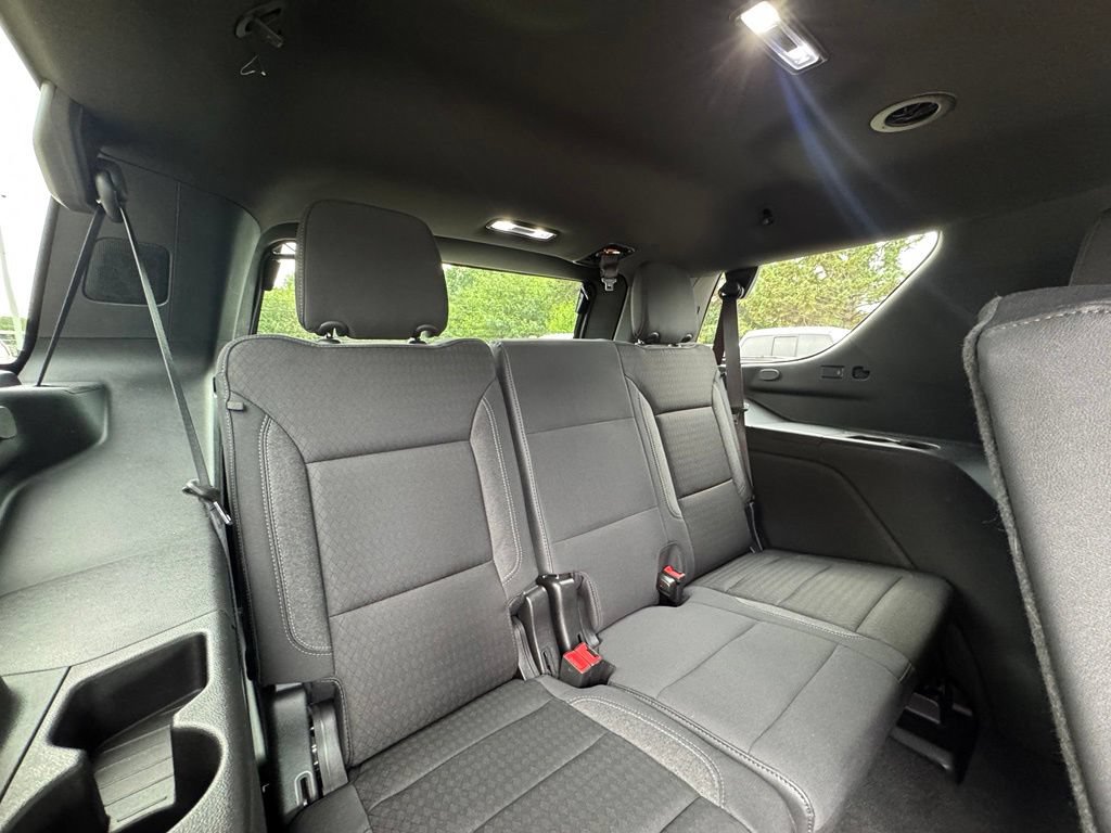 Used 2024 Chevrolet Tahoe LS AWD/4WD image 37