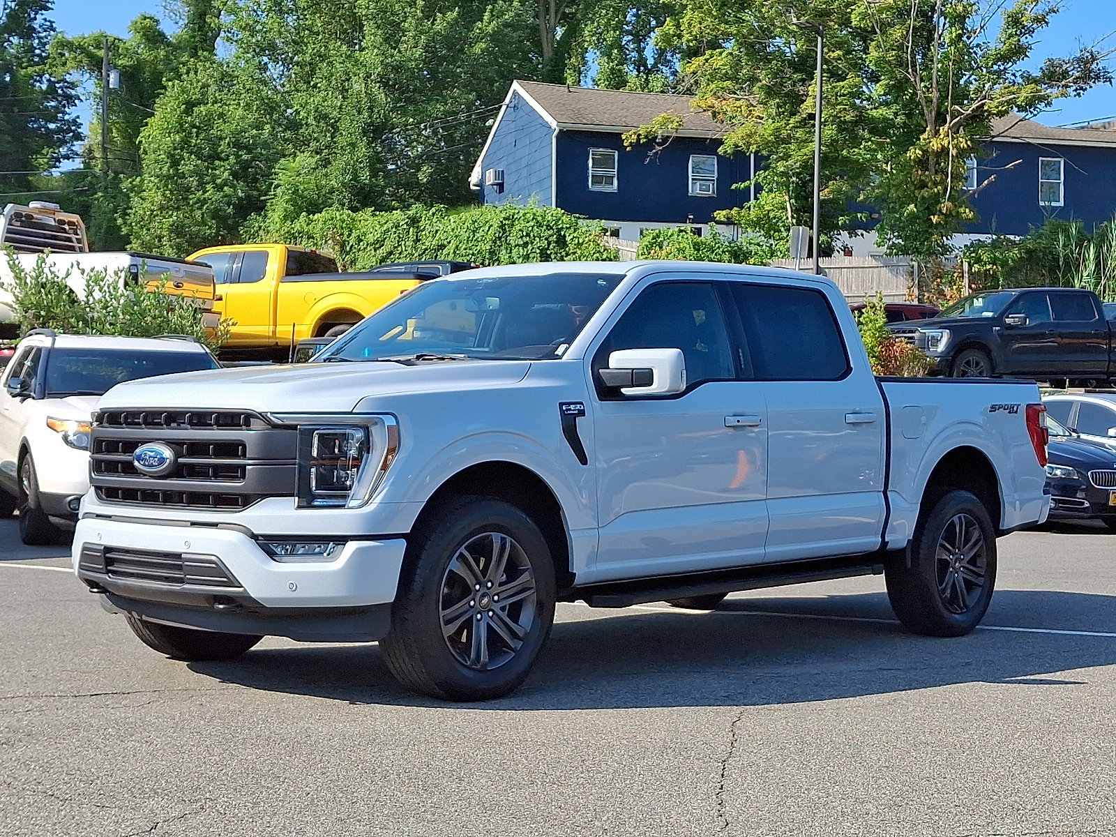 Certified 2022 Ford F150 Lariat w/ Equipment Group 502A High image 5