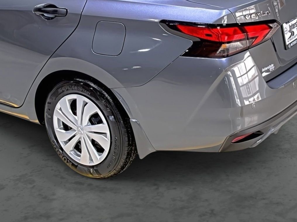 Used 2025 Nissan Versa S w/ Trunk Package image 10