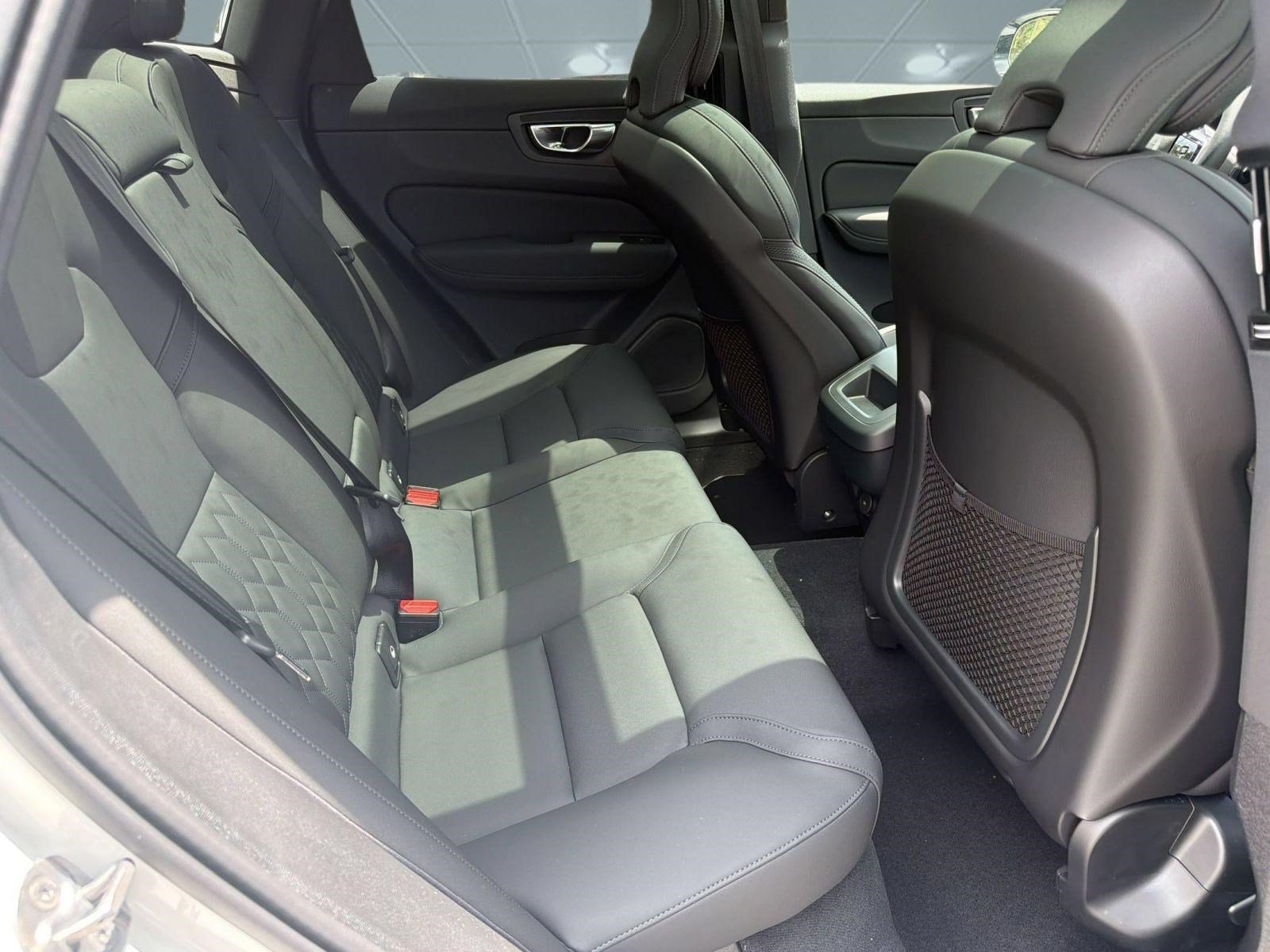 New 2026 Volvo XC60 B5 Plus w/ Protection Package AWD/4WD image 30