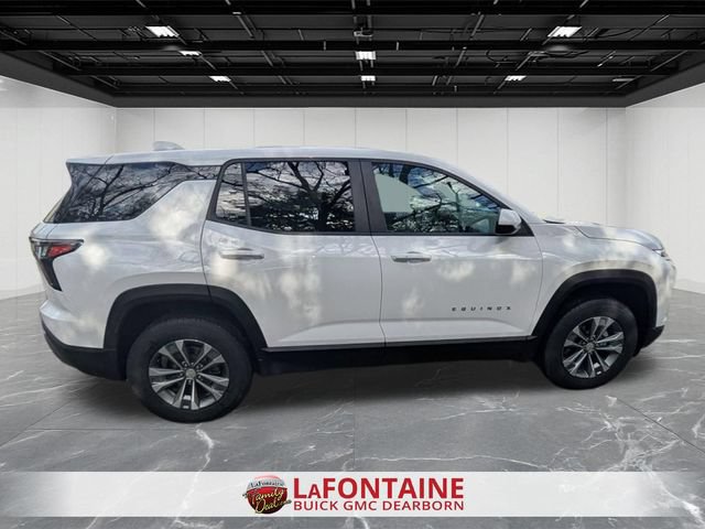 Used 2025 Chevrolet Equinox LT FWD image 6