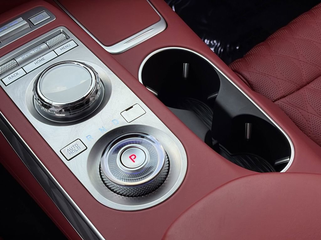 Used 2025 Genesis GV70 3.5T Sport w/ Sport Advanced Package image 19