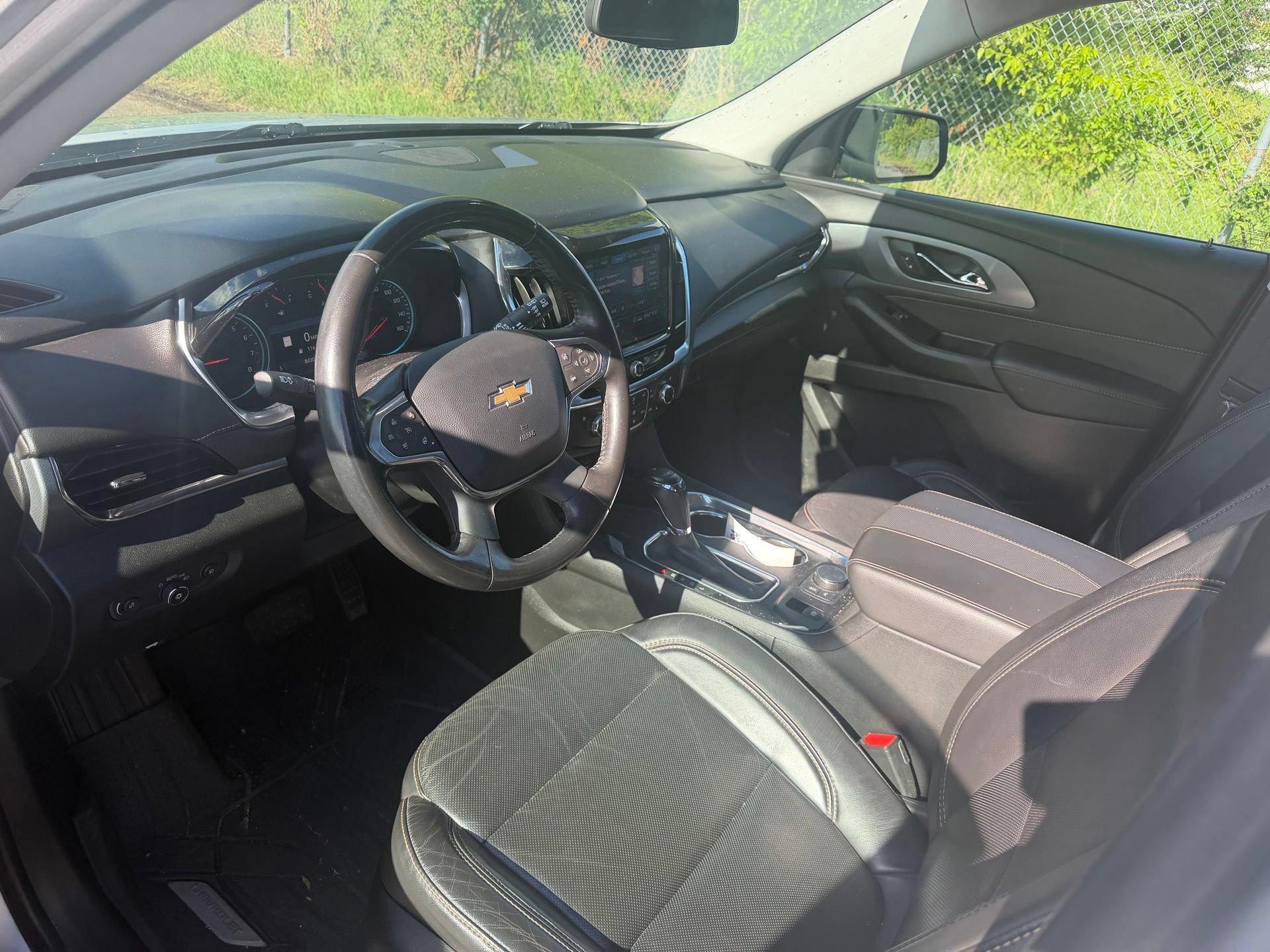 Used 2020 Chevrolet Traverse Premier w/ Redline Edition AWD/4WD image 13