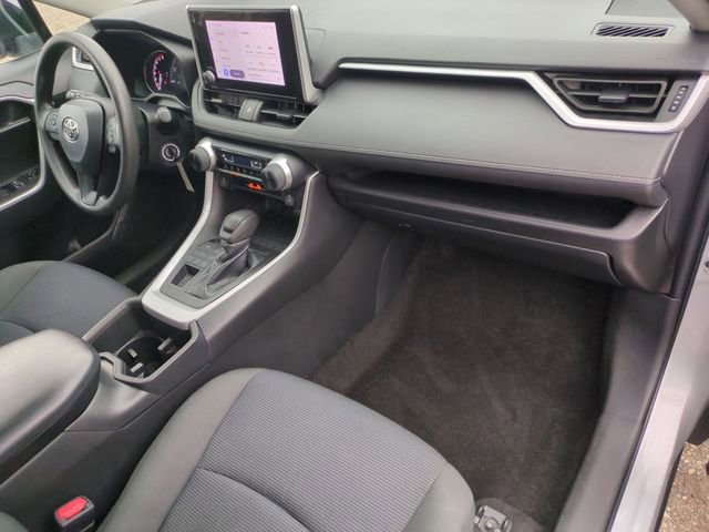Used 2023 Toyota RAV4 LE image 19