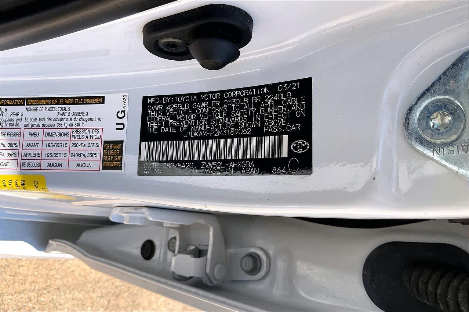 Used 2021 Toyota Prius Prime Limited FWD image 33