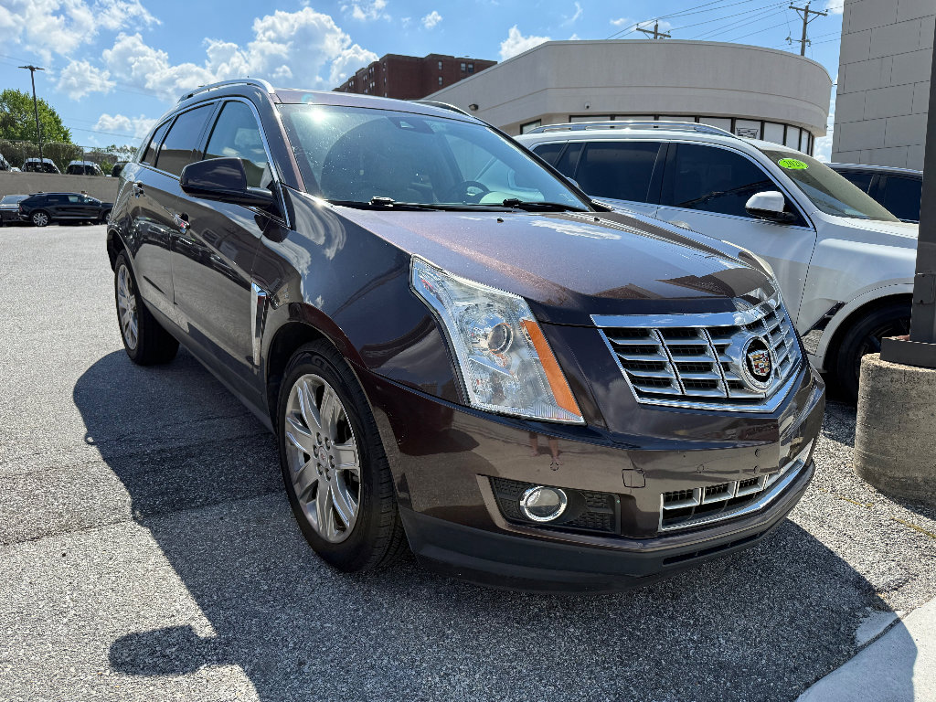 Used 2016 Cadillac SRX Performance w/ Driver Awareness Package AWD/4WD image 2