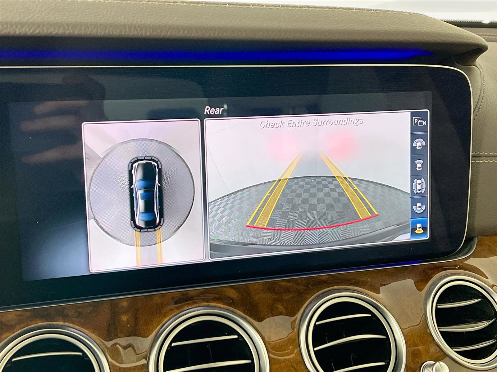 Certified 2019 Mercedes-Benz E 300 4MATIC image 14