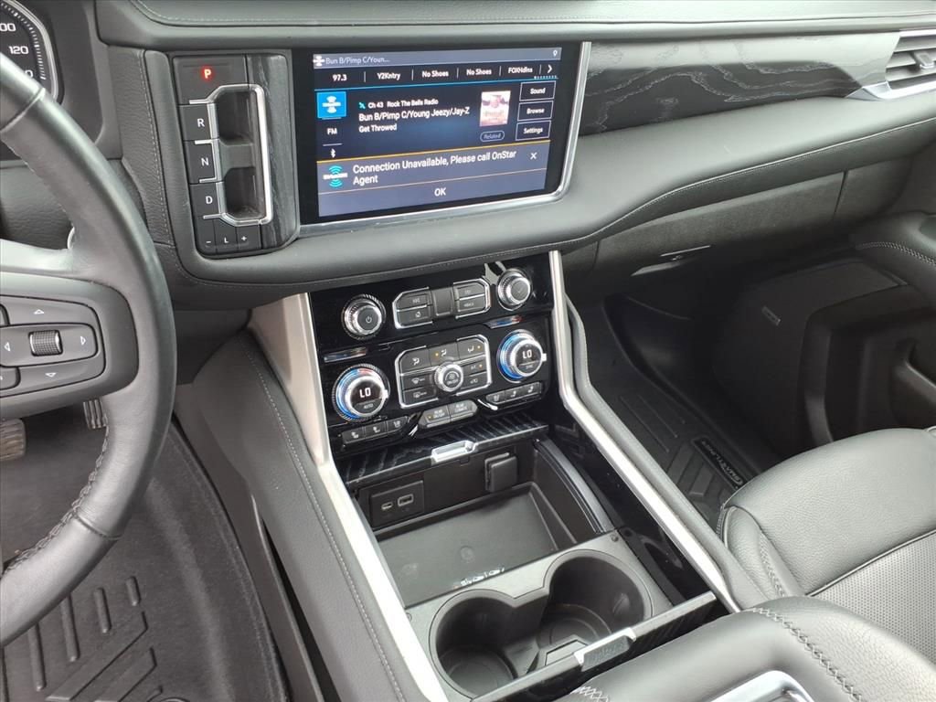 Used 2021 GMC Yukon Denali w/ Denali Premium Package image 38