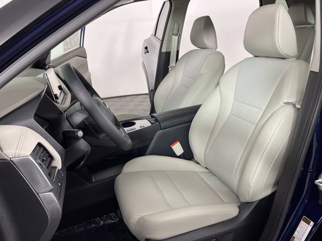 New 2026 Nissan Rogue Dark Armor FWD image 22