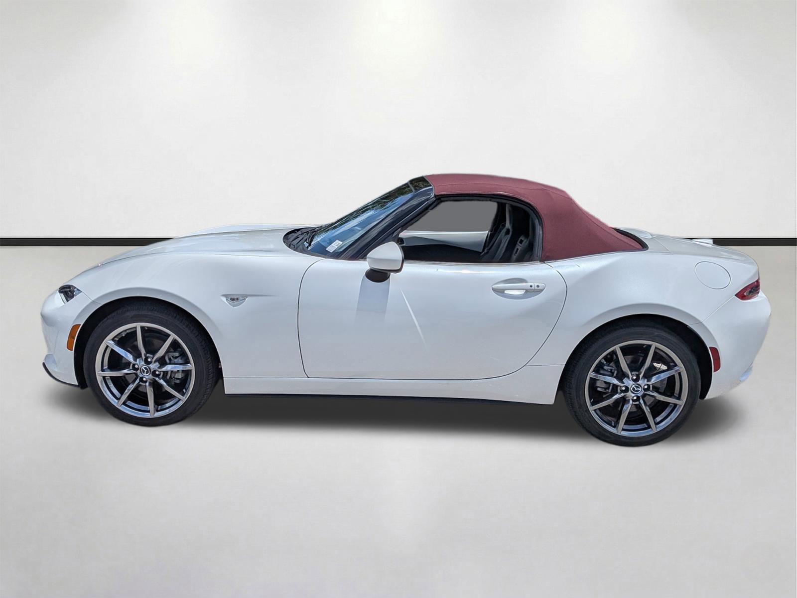 Used 2018 MAZDA MX-5 Miata Grand Touring RWD image 7