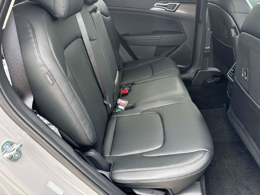 New 2027 Kia Sportage EX FWD image 11