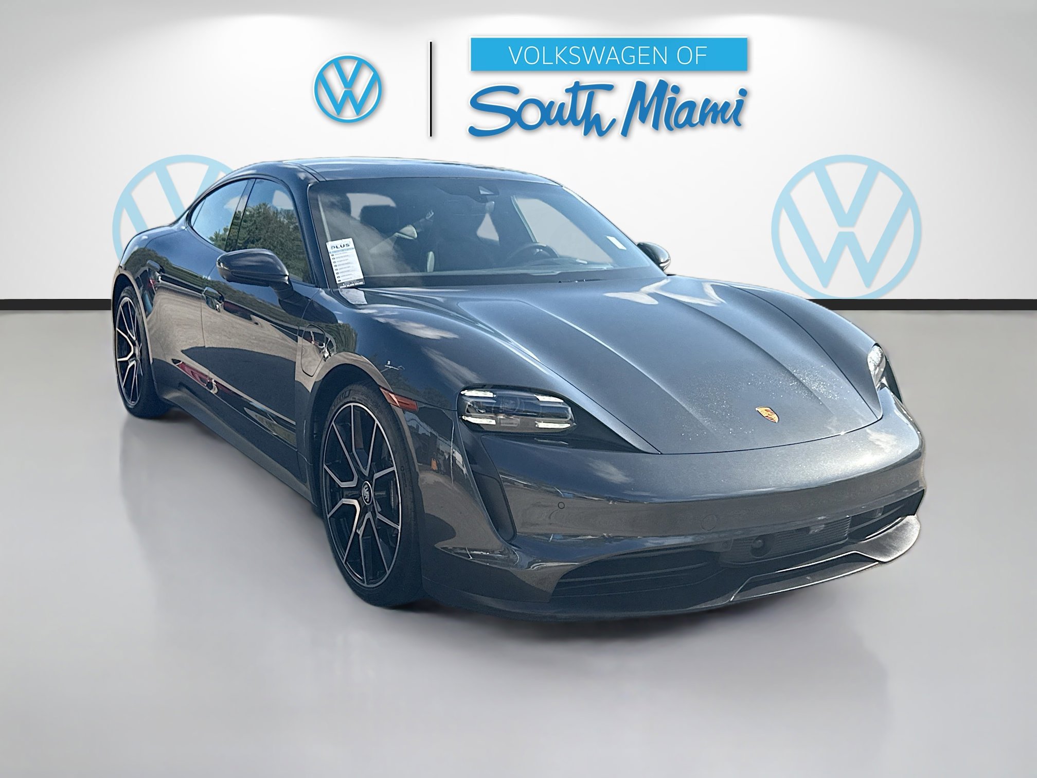 Used 2023 Porsche Taycan w/ Premium Package image 1