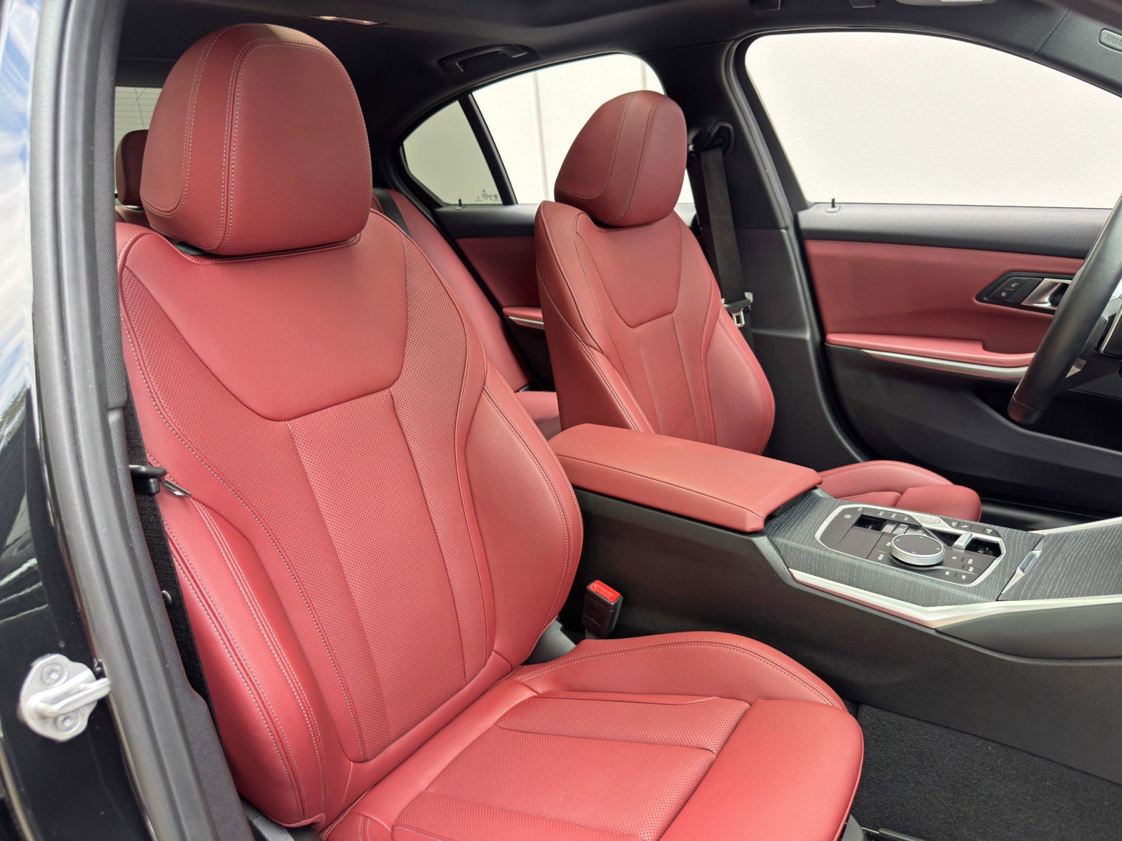 Used 2025 BMW M340i w/ Premium Package RWD image 42