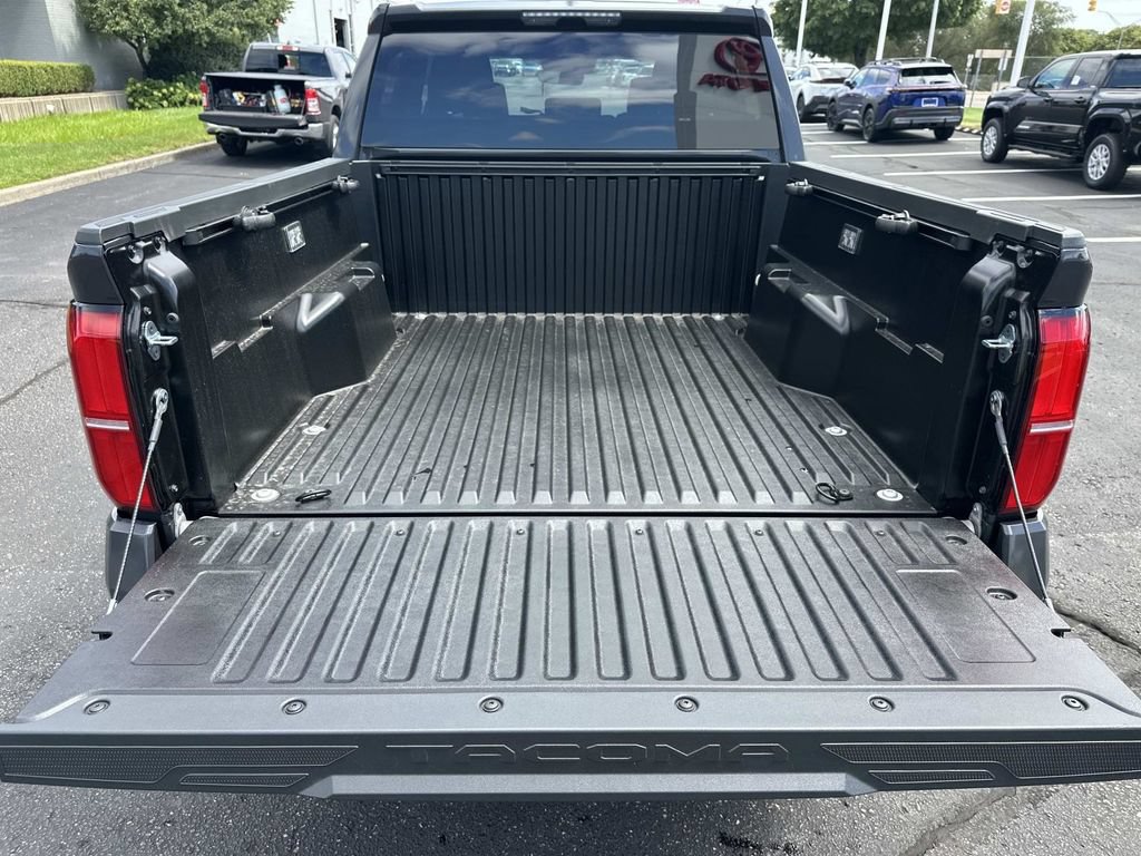 New 2026 Toyota Tacoma SR5 AWD/4WD image 9