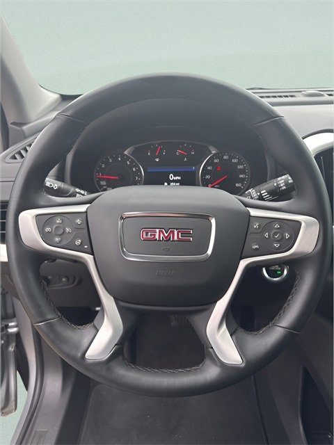 Used 2024 GMC Terrain SLT image 15