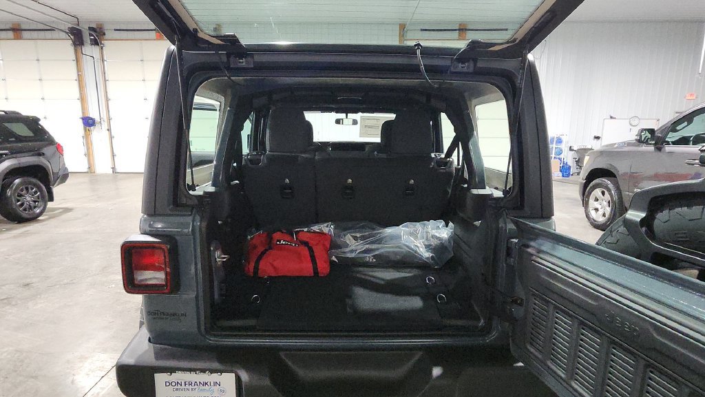 New 2026 Jeep Wrangler Unlimited Sport AWD/4WD image 27