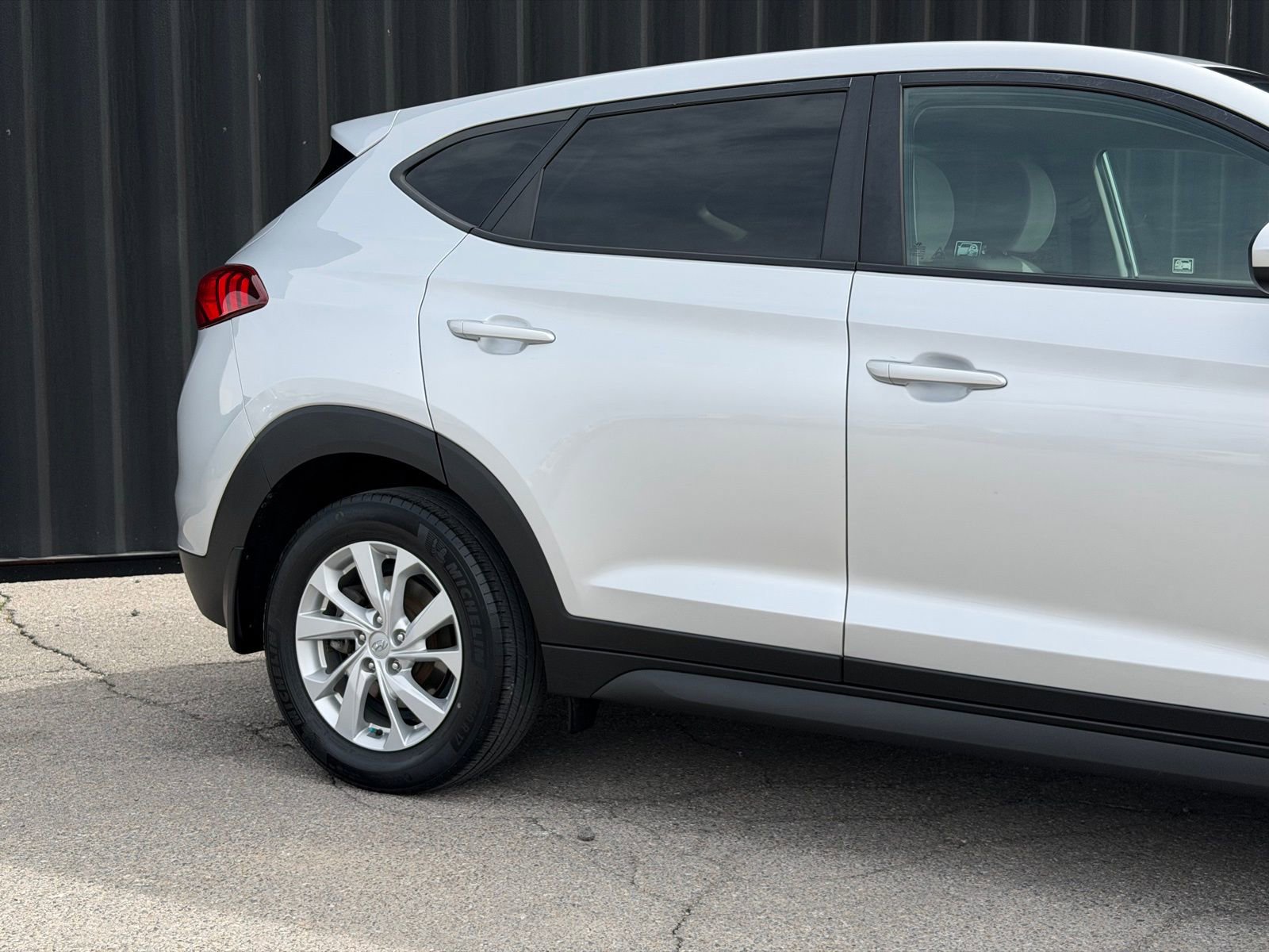 Used 2019 Hyundai Tucson SE image 5
