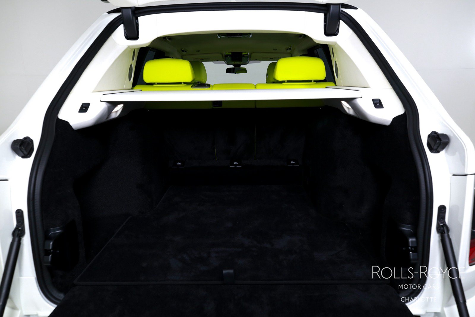 New 2026 Rolls-Royce Cullinan AWD/4WD image 25