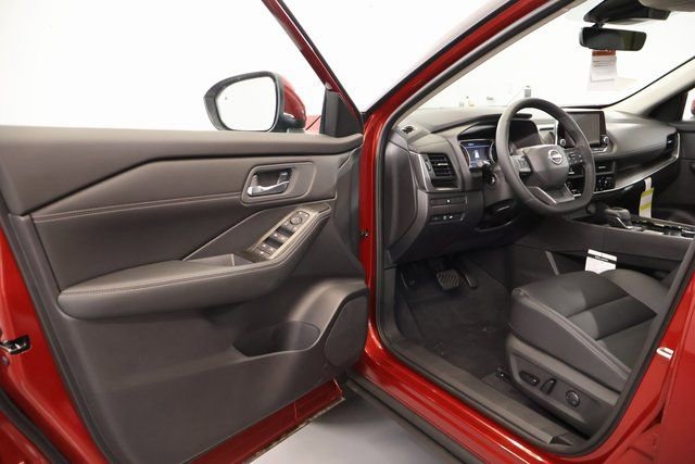 New 2026 Nissan Rogue SV image 6