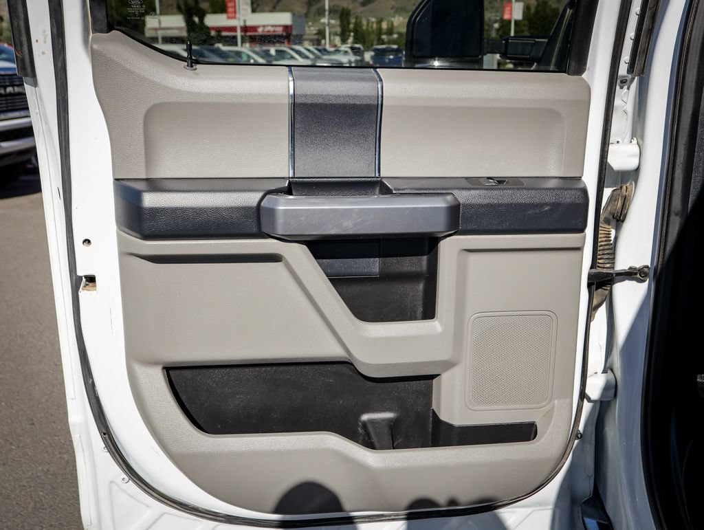 Used 2022 Ford F350 XLT AWD/4WD image 32