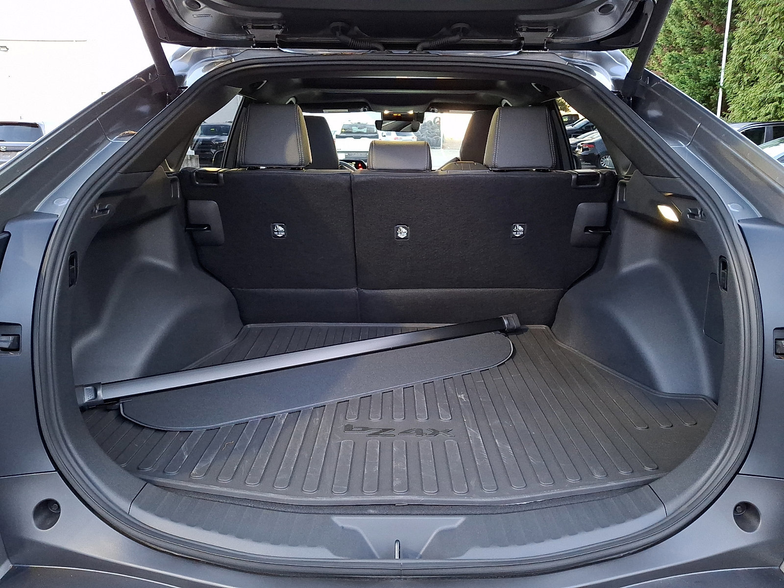 Certified 2025 Toyota bZ4X XLE image 31