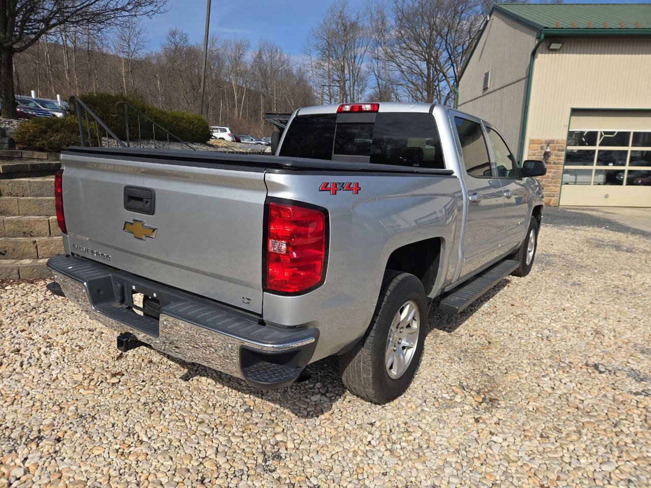 Used 2018 Chevrolet Silverado 1500 LT w/ All Star Edition AWD/4WD image 7