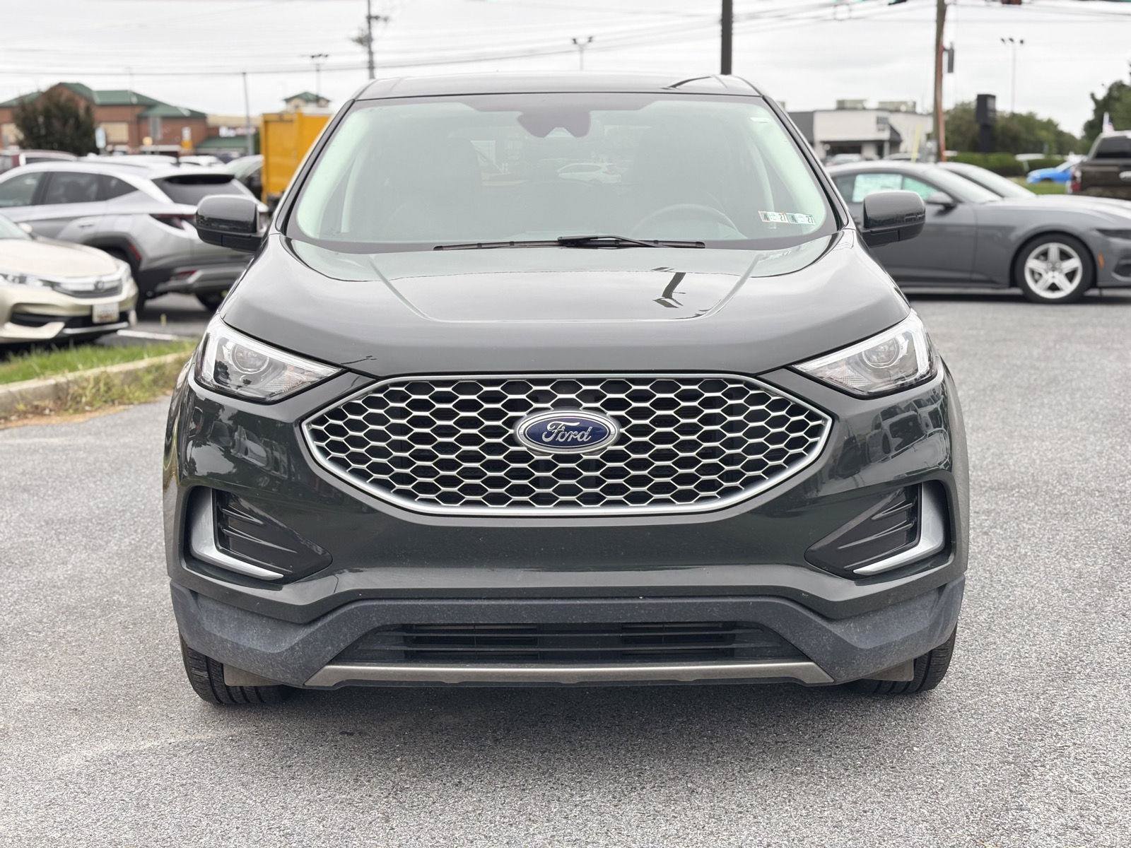 Used 2024 Ford Edge SEL AWD/4WD image 2
